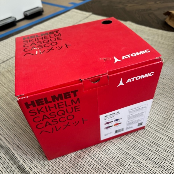 ATOMIC
Redster Mikaela Junior Helmet - Blue - M/L - Picture 14 of 14